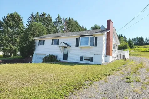 100 Hanson Lake Road Mapleton ME 04757
