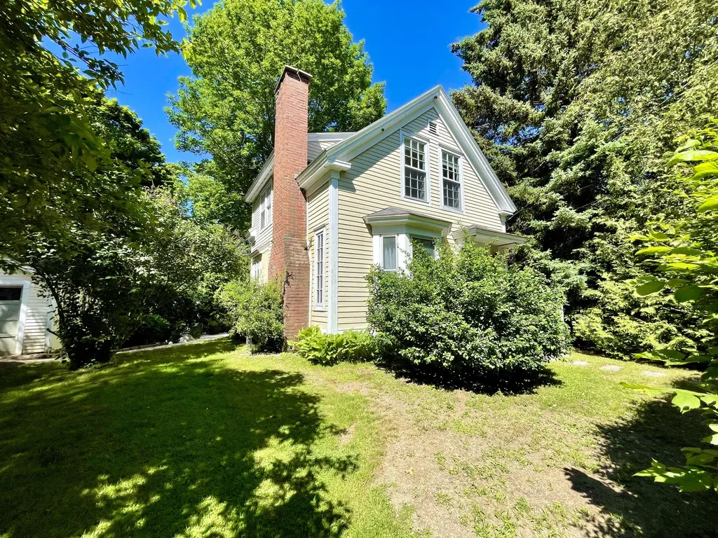 39 Maine Street Kennebunkport ME 04046