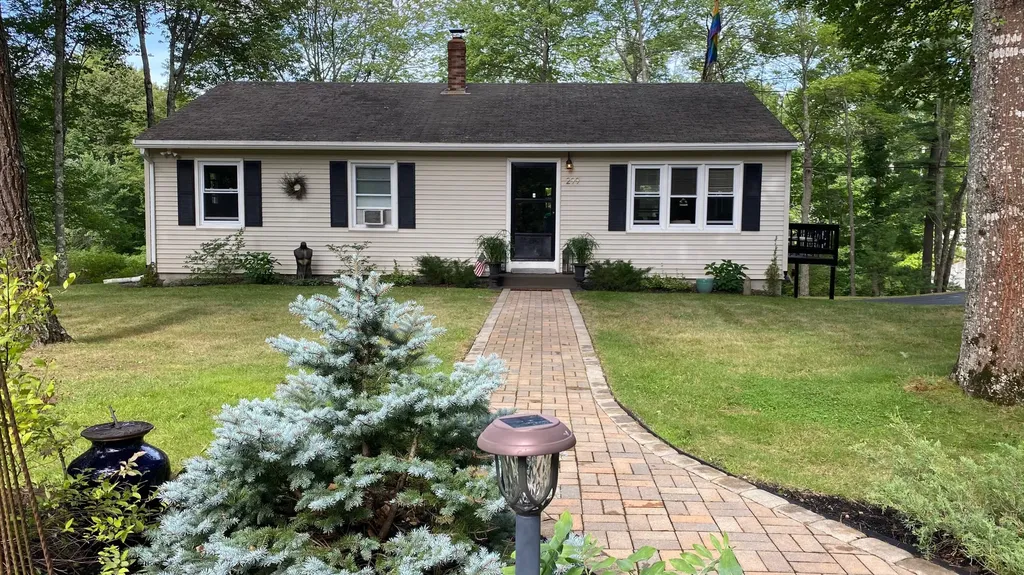 299 Captain Thomas Road Ogunquit ME 03907