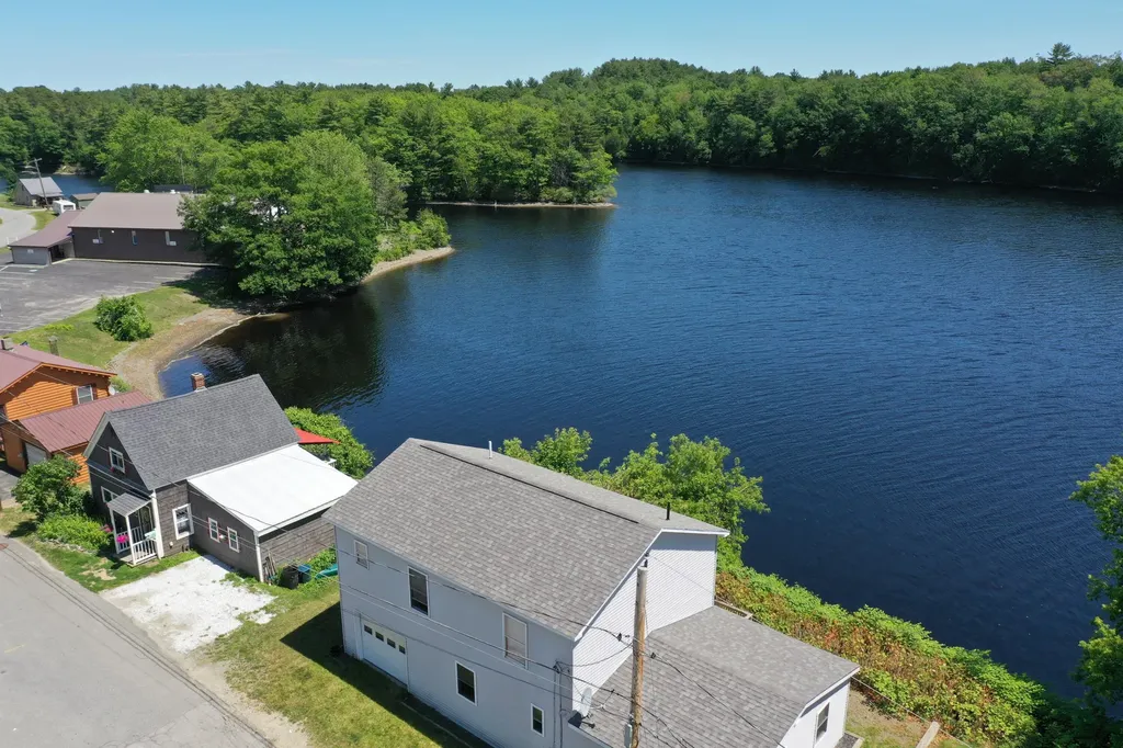 26 Water Street Fairfield ME 04937