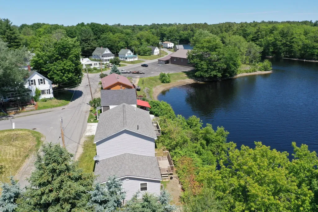 26 Water Street Fairfield ME 04937