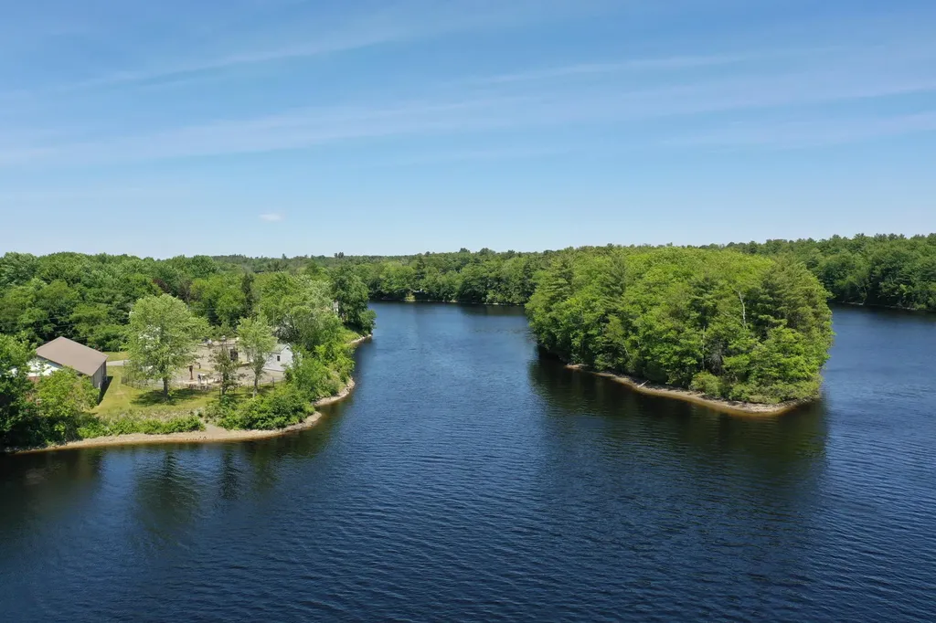 26 Water Street Fairfield ME 04937