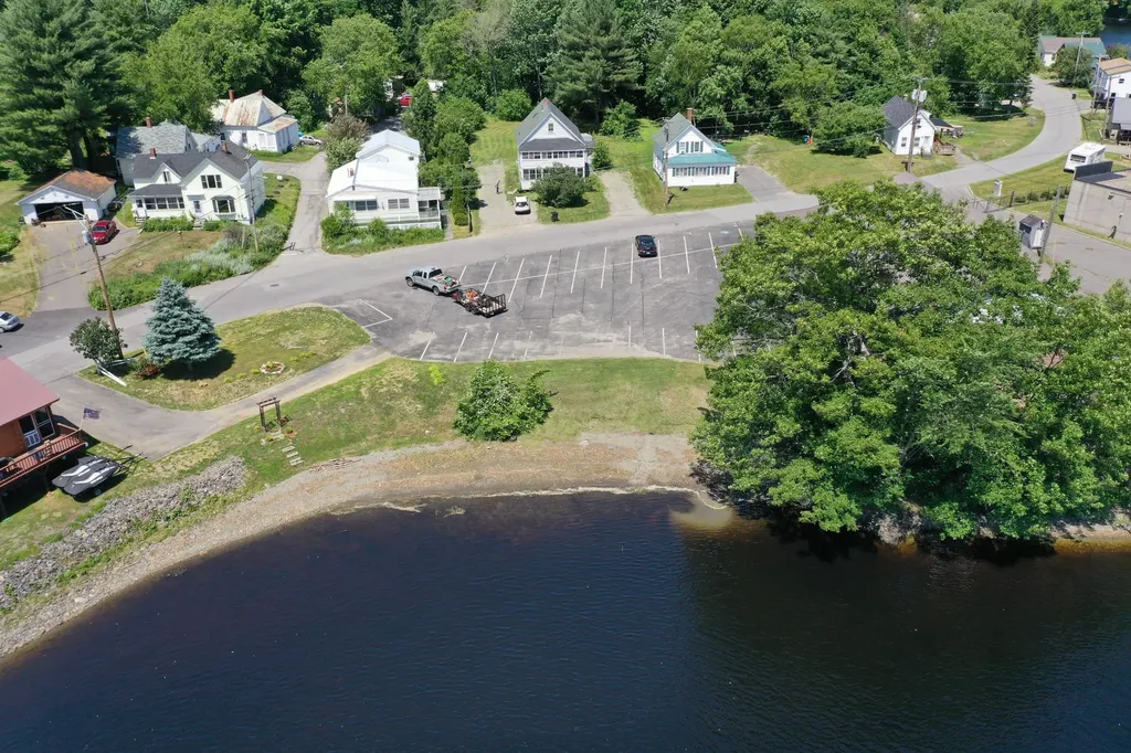26 Water Street Fairfield ME 04937