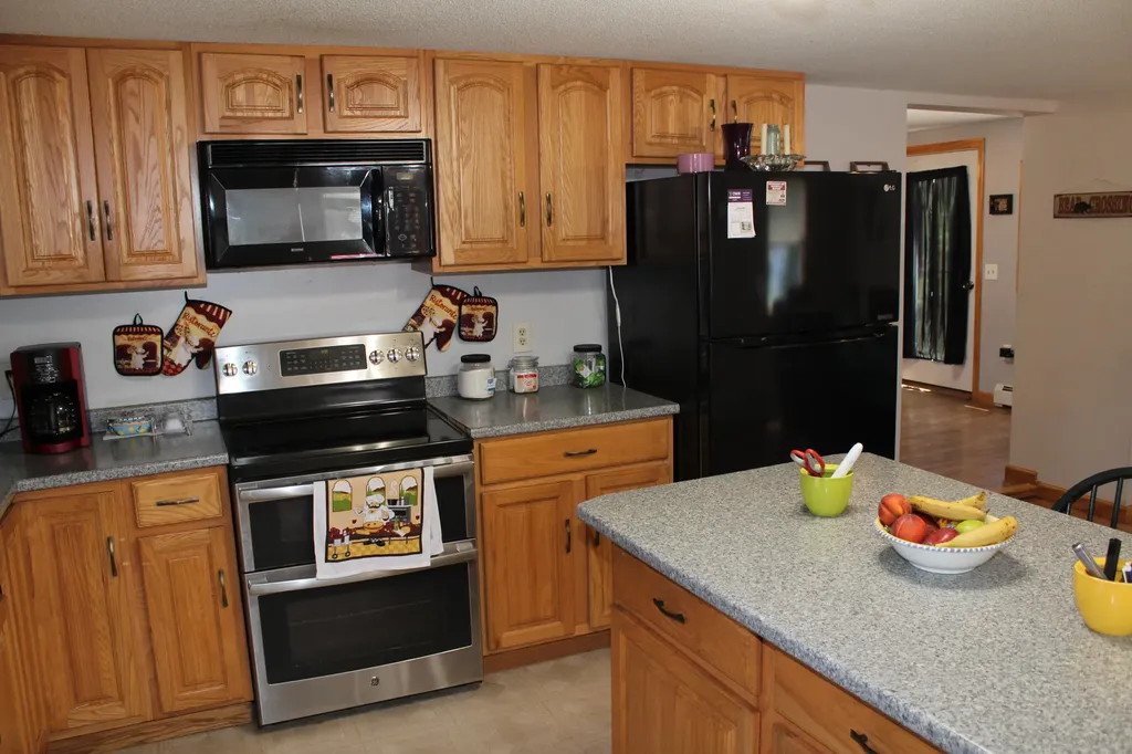 26 Water Street Fairfield ME 04937