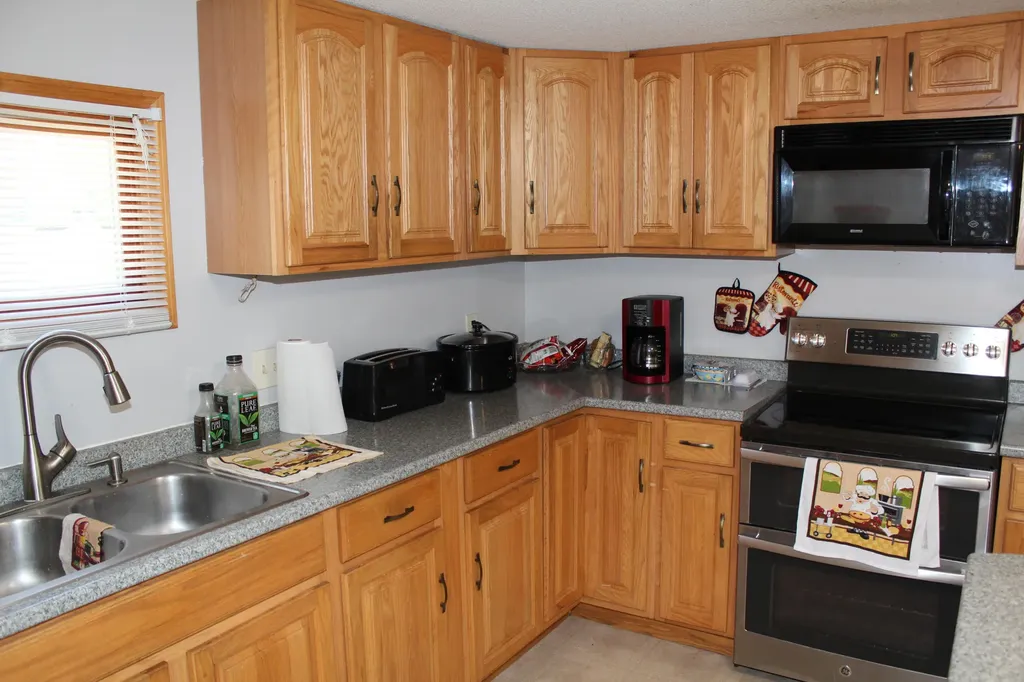 26 Water Street Fairfield ME 04937