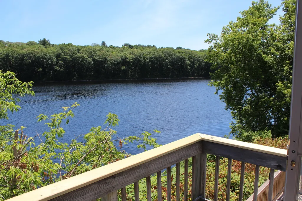 26 Water Street Fairfield ME 04937