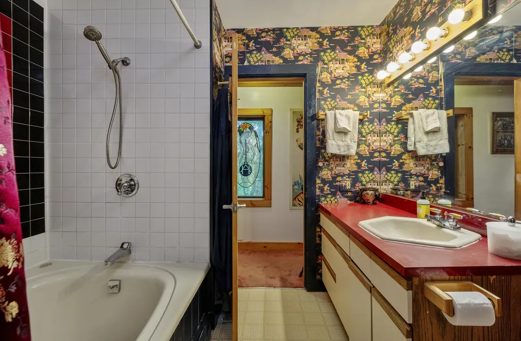 41 High Street Rockport ME 04856