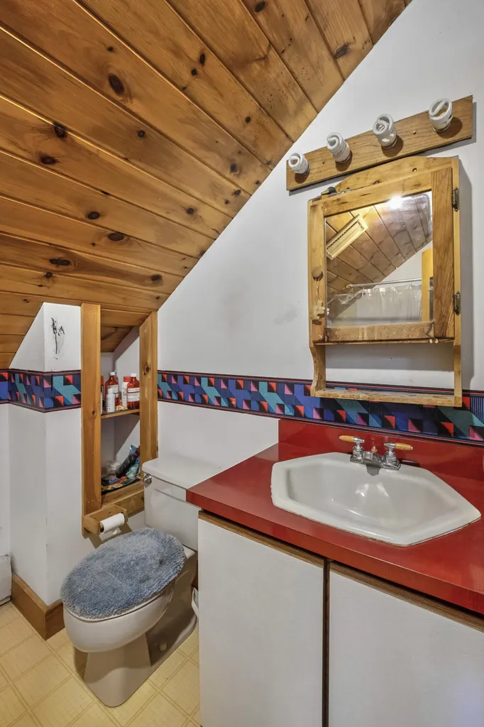 41 High Street Rockport ME 04856