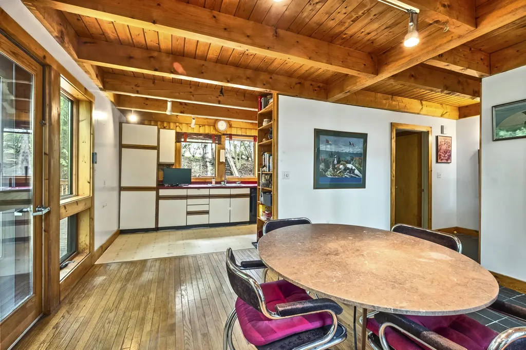 41 High Street Rockport ME 04856