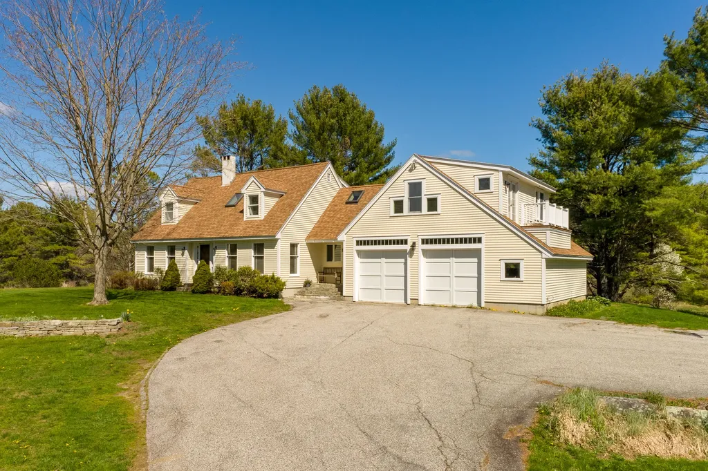 227 Ledge Road Yarmouth ME 04096