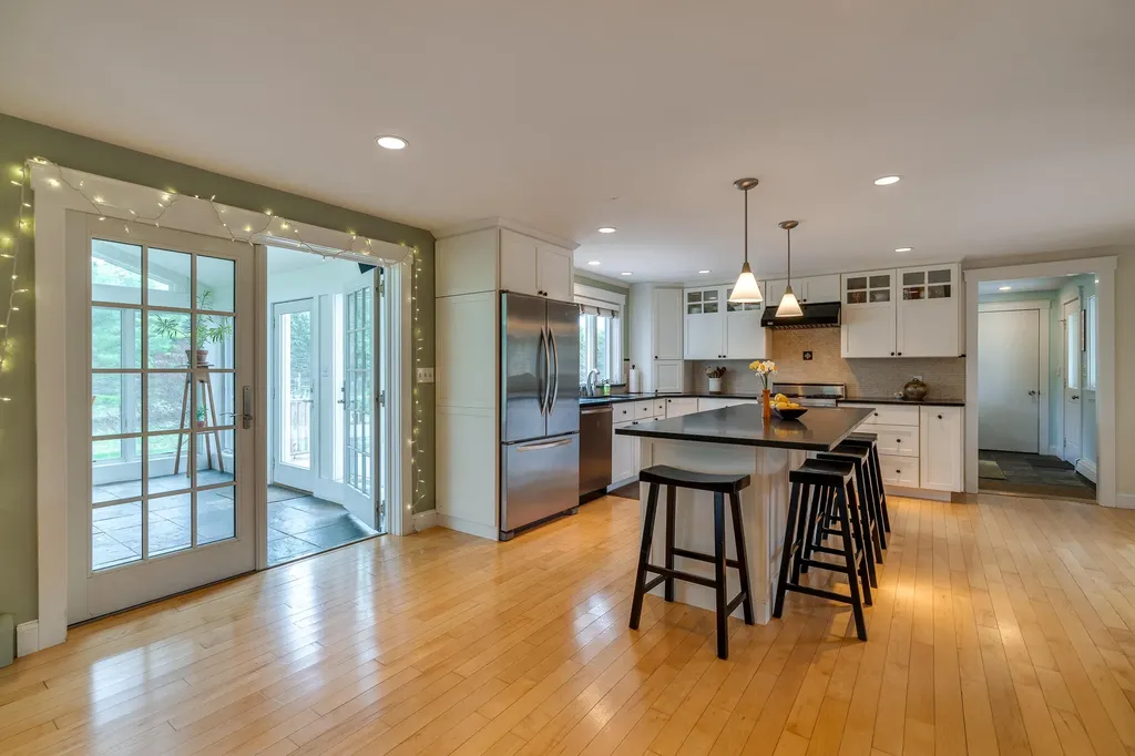 227 Ledge Road Yarmouth ME 04096