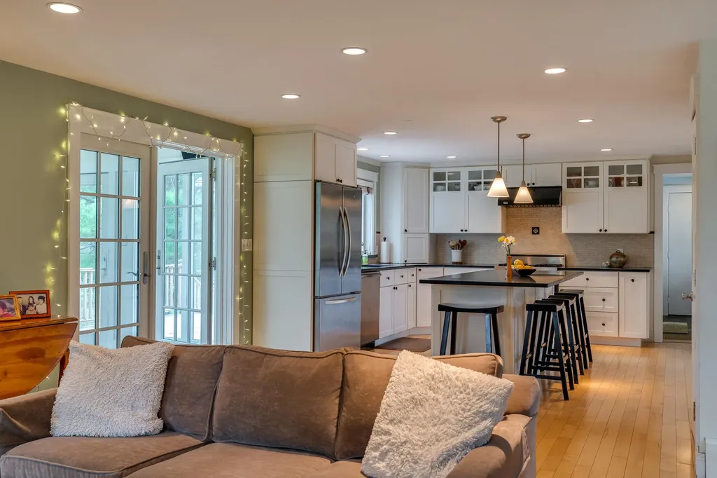 227 Ledge Road Yarmouth ME 04096