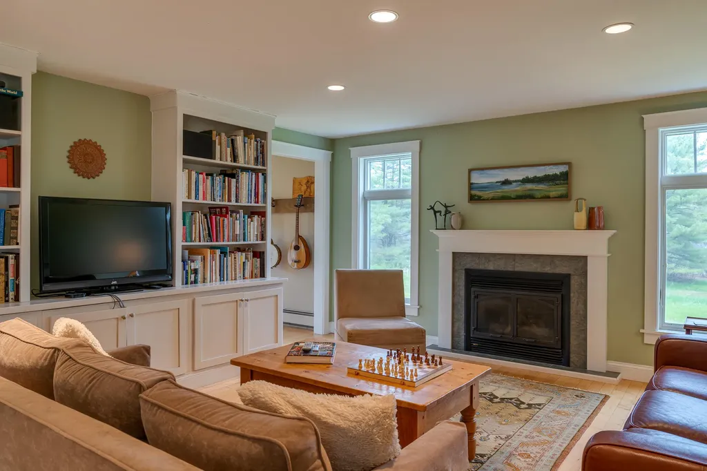 227 Ledge Road Yarmouth ME 04096