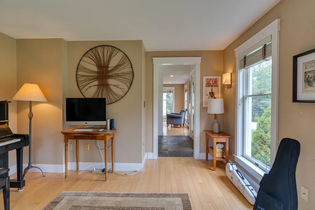 227 Ledge Road Yarmouth ME 04096