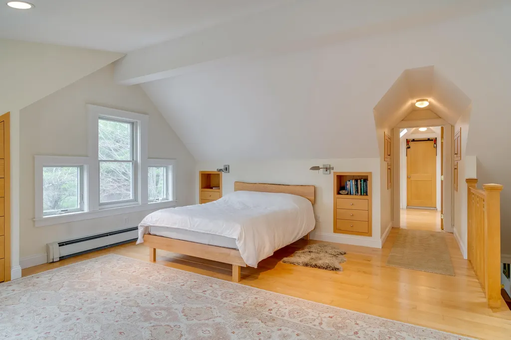 227 Ledge Road Yarmouth ME 04096