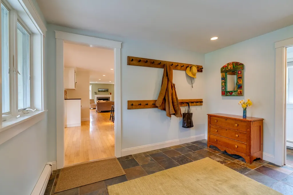 227 Ledge Road Yarmouth ME 04096