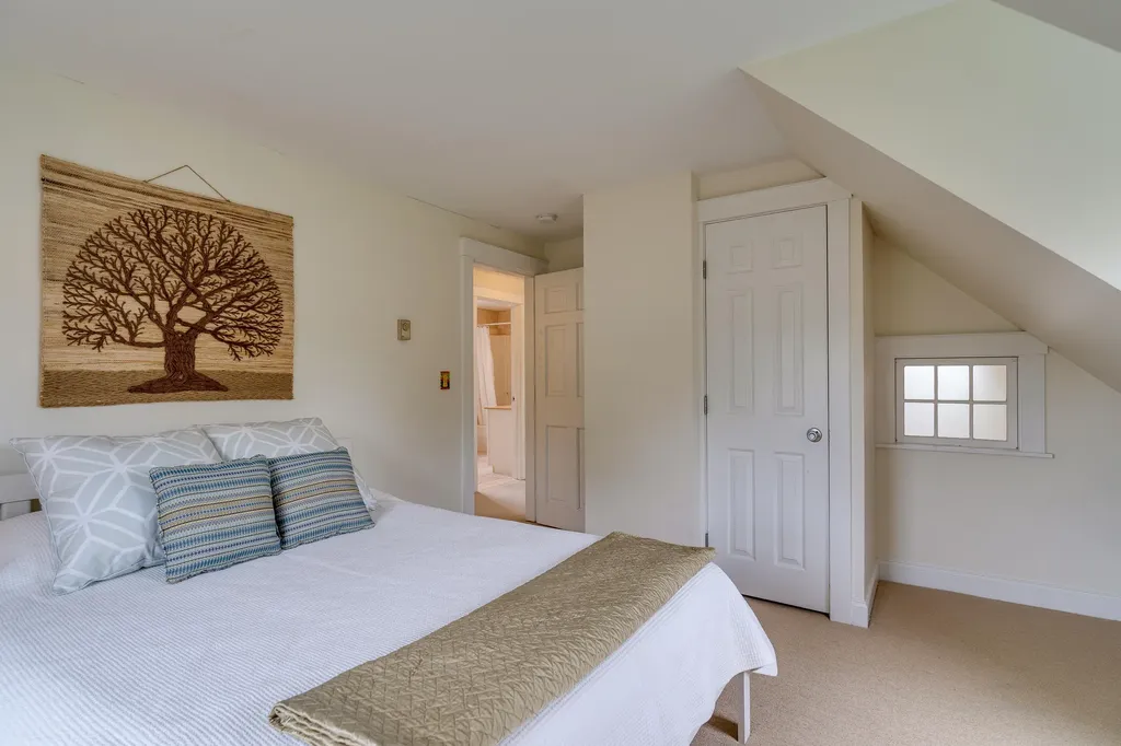 227 Ledge Road Yarmouth ME 04096
