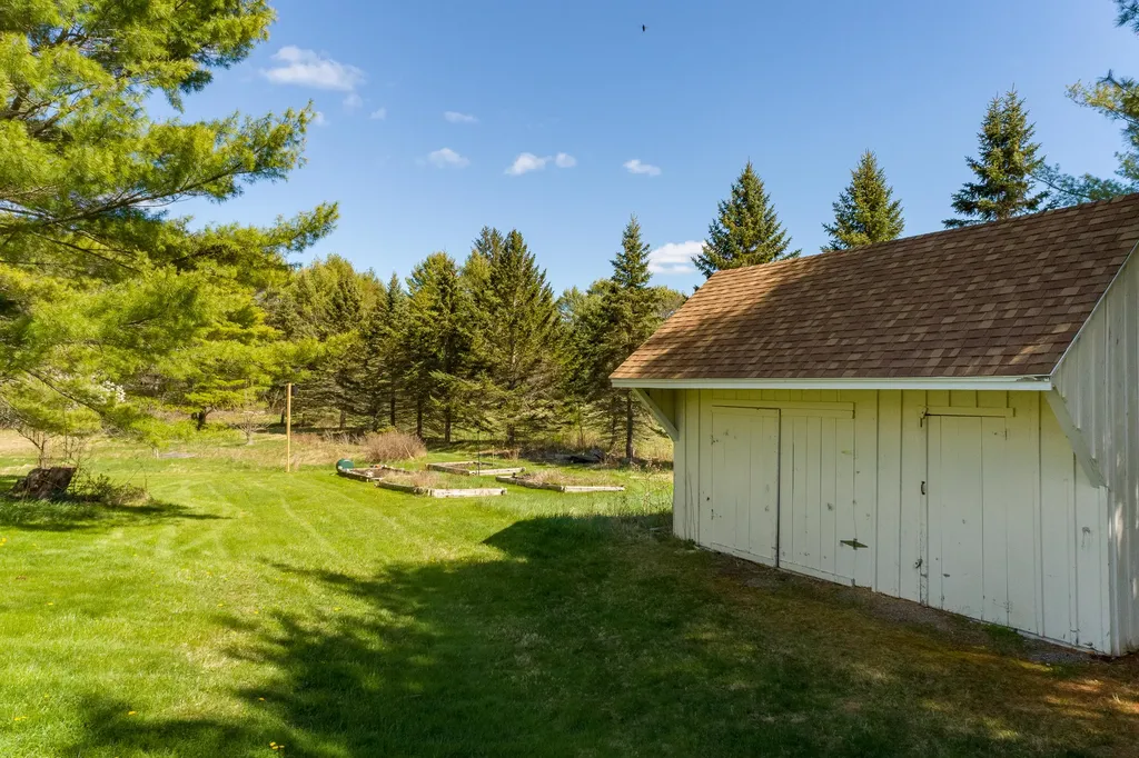227 Ledge Road Yarmouth ME 04096