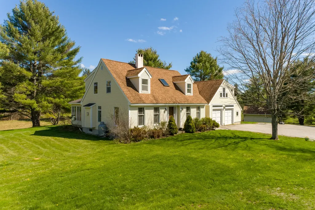 227 Ledge Road Yarmouth ME 04096