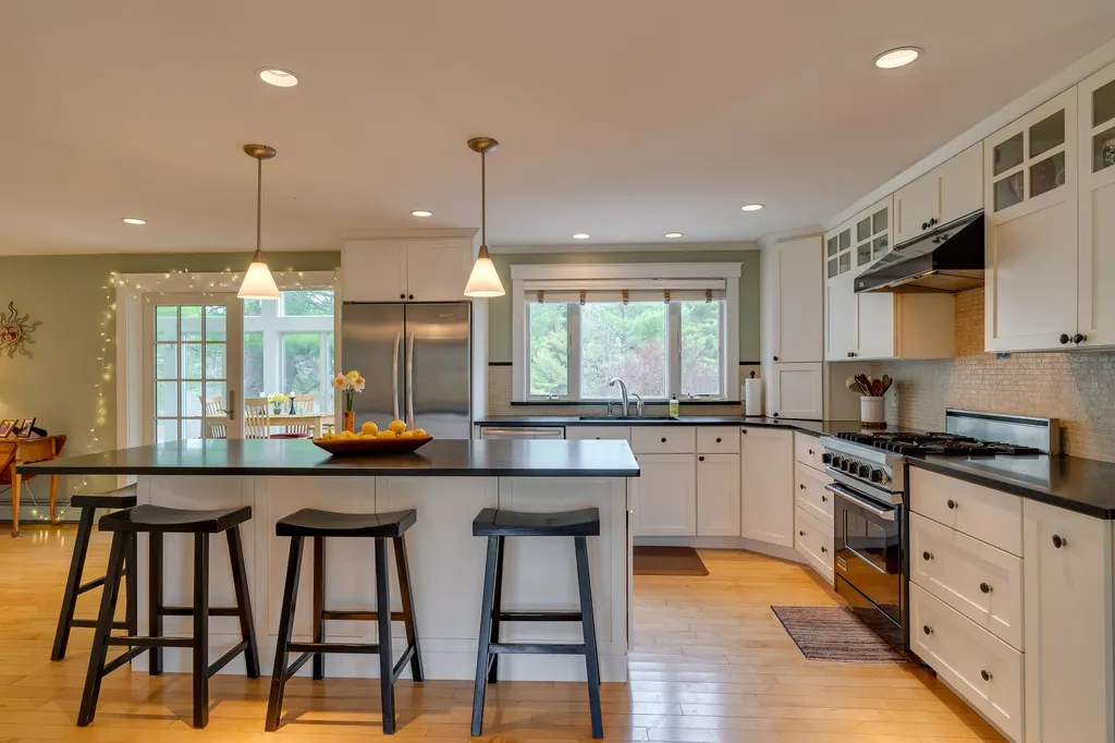 227 Ledge Road Yarmouth ME 04096