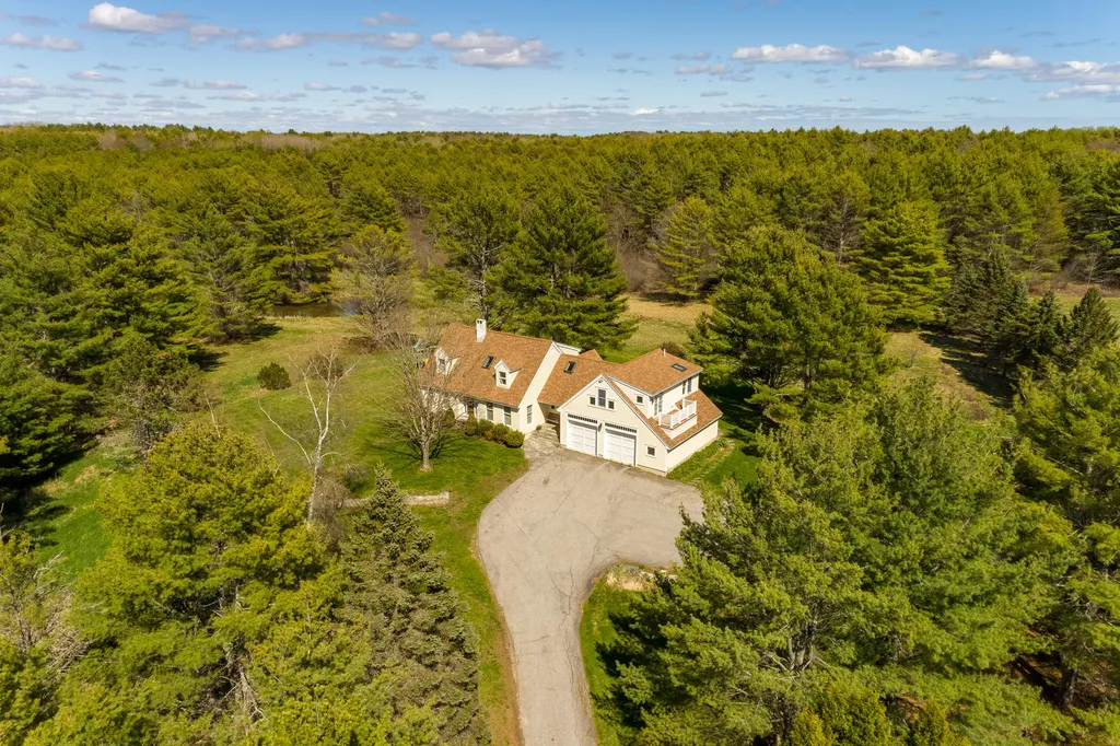 227 Ledge Road Yarmouth ME 04096