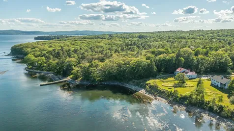 20 Banks Terrace Searsport ME 04974