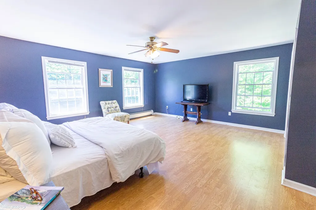 137 Vogel Road Raymond ME 04071