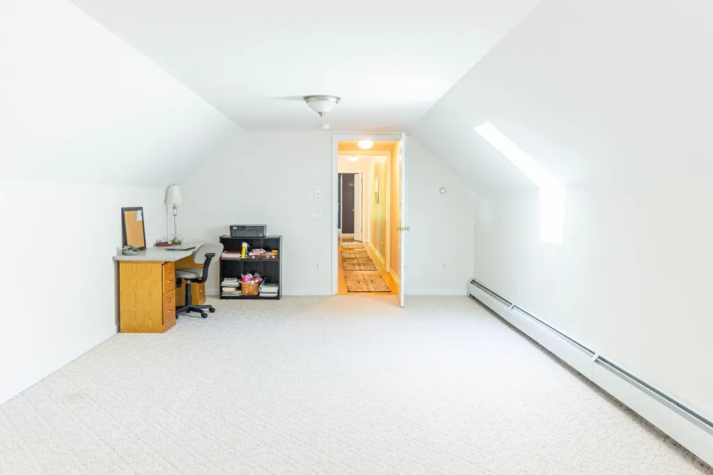 137 Vogel Road Raymond ME 04071