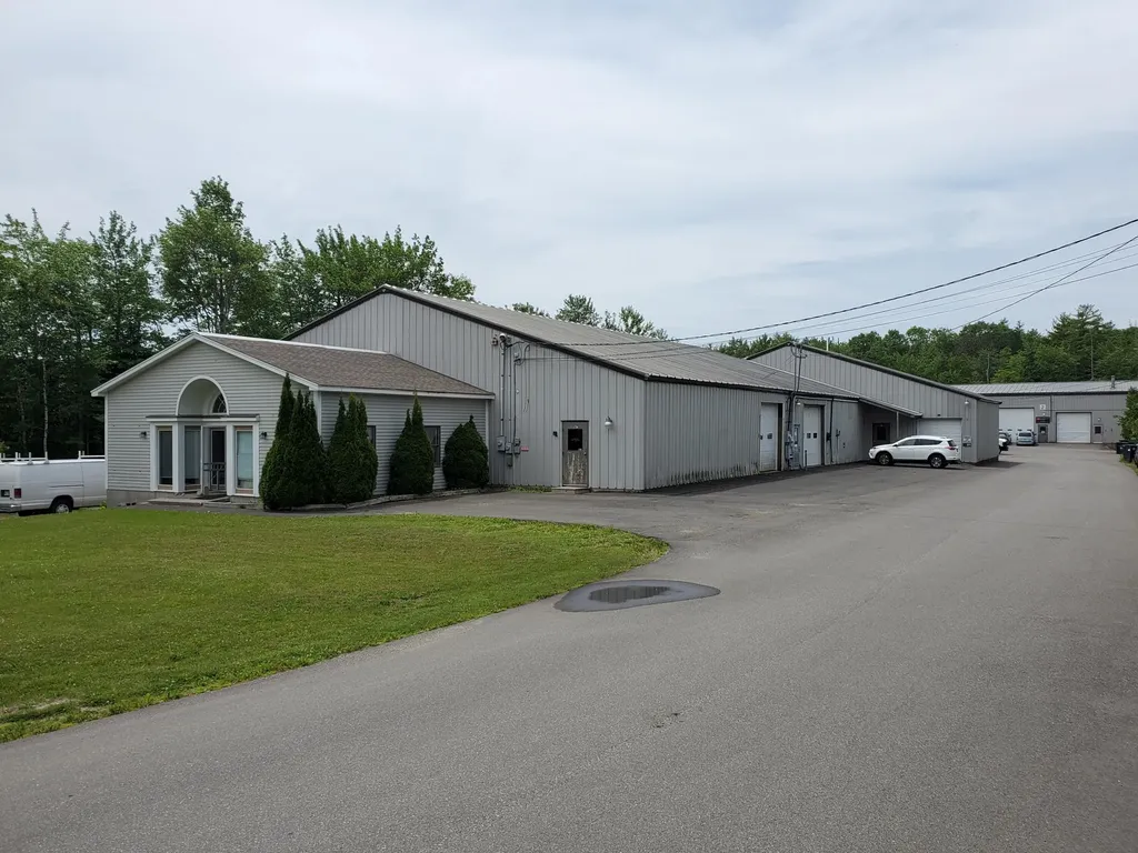 12 Moran Drive Rockland ME 04841