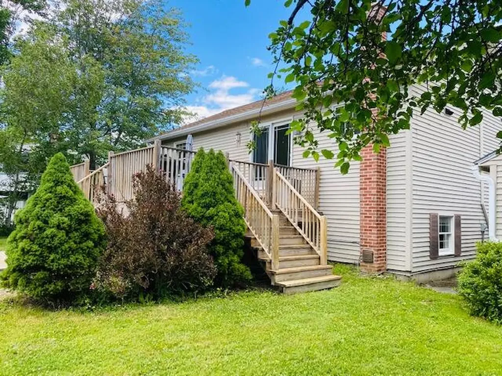41 Aspen Way Brewer ME 04412