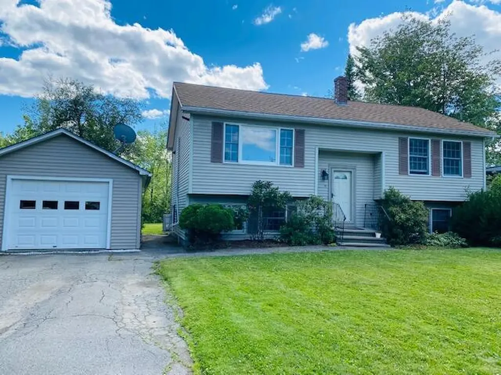 41 Aspen Way Brewer ME 04412