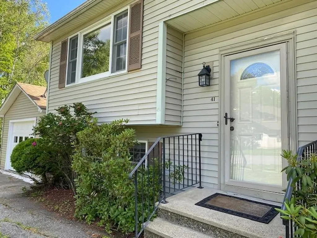 41 Aspen Way Brewer ME 04412