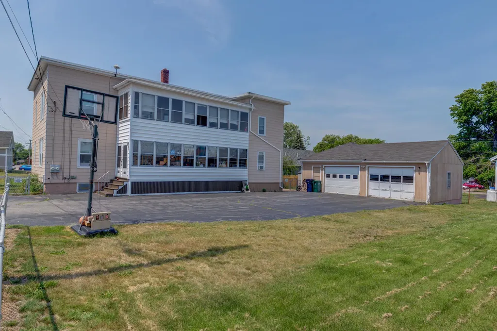 9 Liberty Avenue Biddeford ME 04005