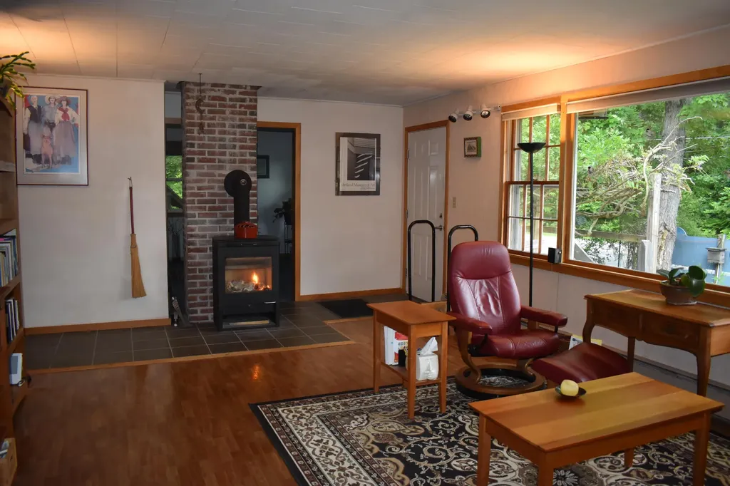 751 High Street West Gardiner ME 04345