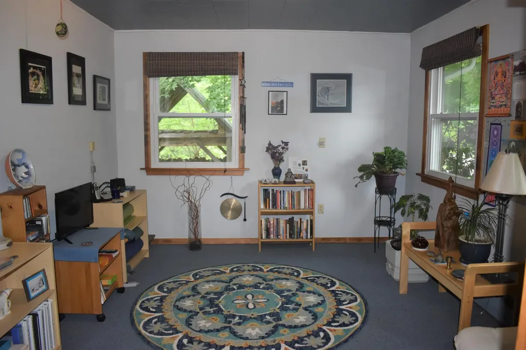 751 High Street West Gardiner ME 04345