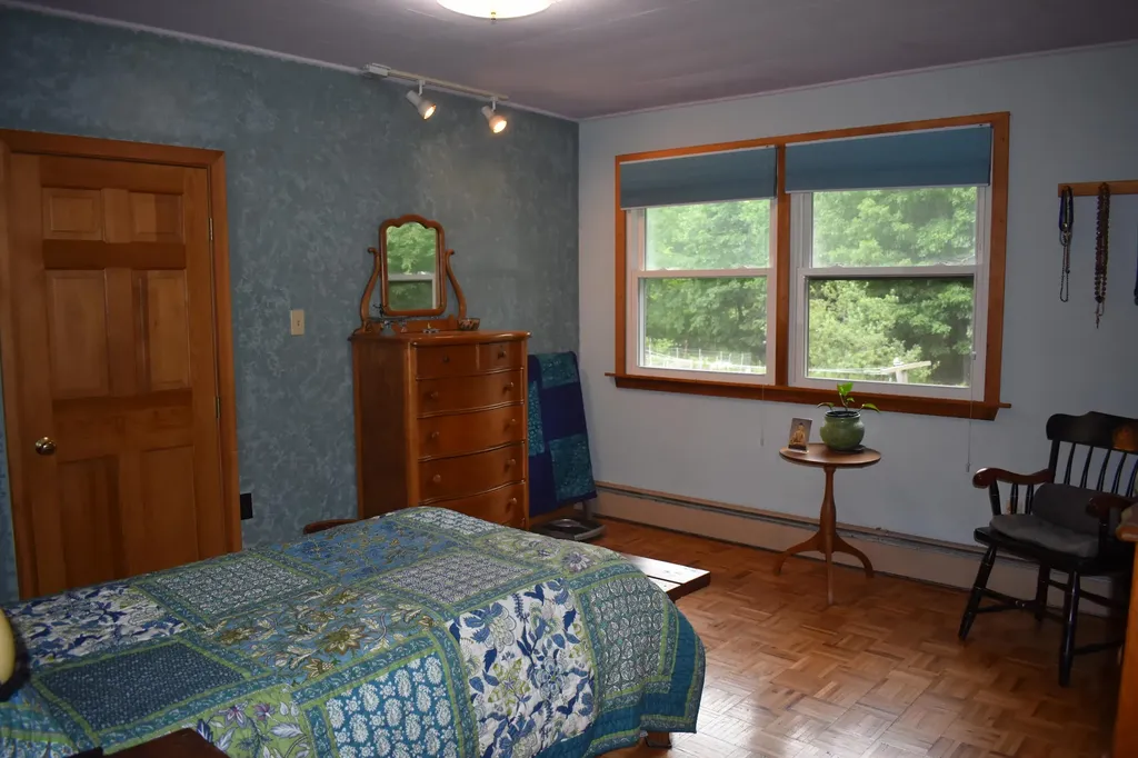 751 High Street West Gardiner ME 04345