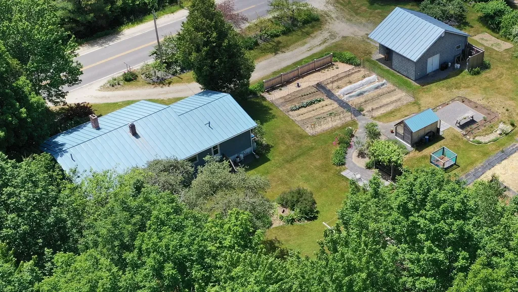 751 High Street West Gardiner ME 04345