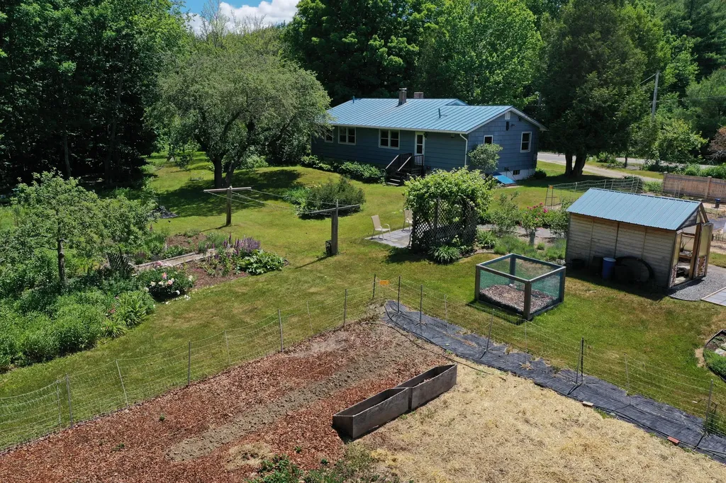 751 High Street West Gardiner ME 04345
