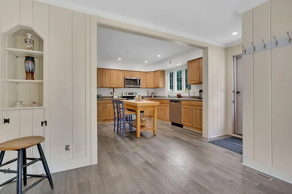 79 Western Avenue Auburn ME 04210