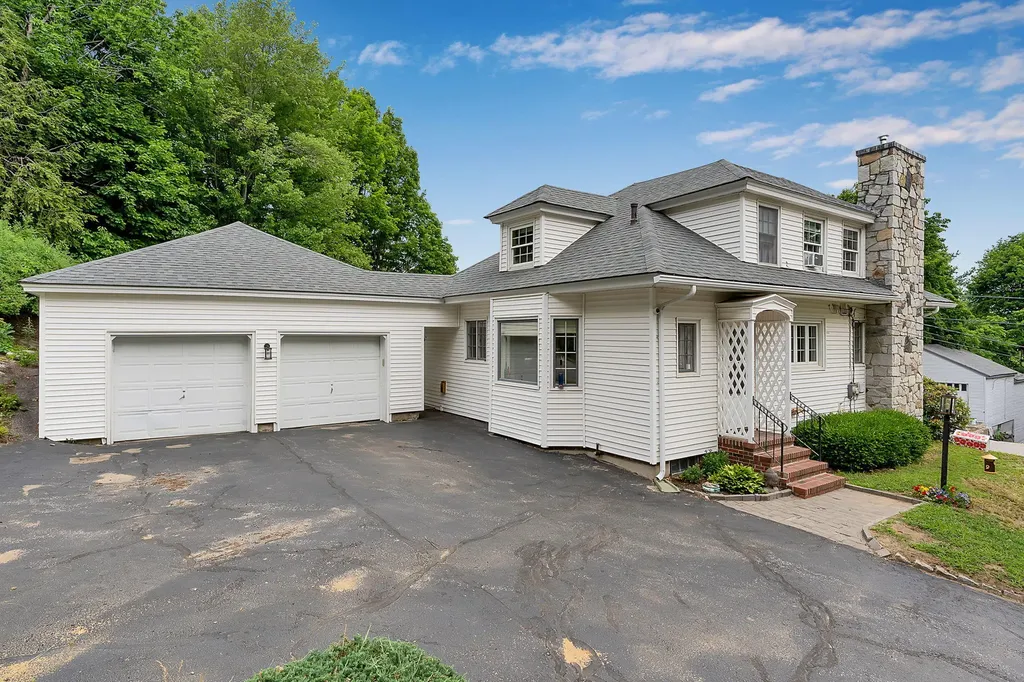 79 Western Avenue Auburn ME 04210