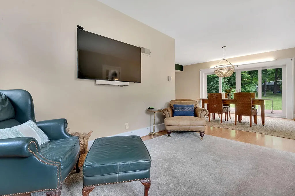 79 Western Avenue Auburn ME 04210