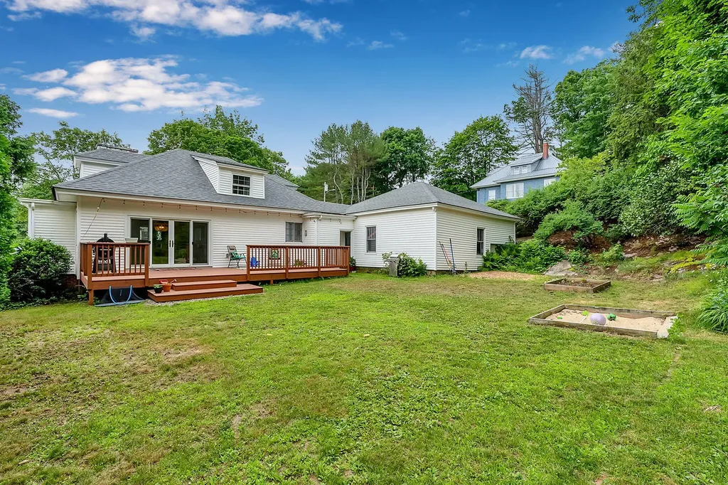79 Western Avenue Auburn ME 04210