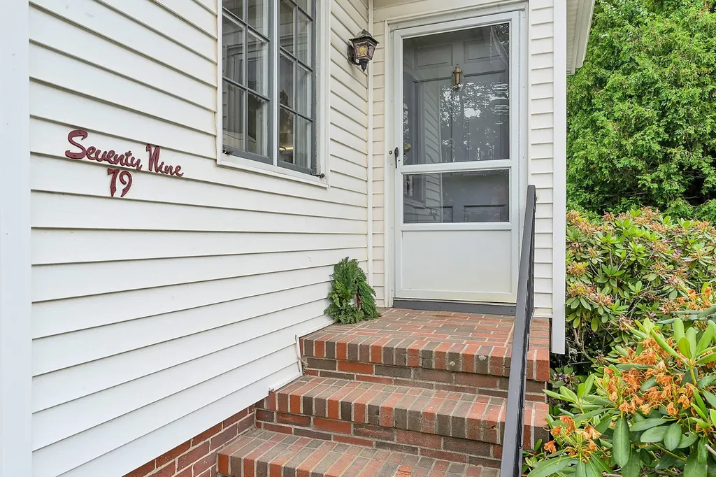 79 Western Avenue Auburn ME 04210