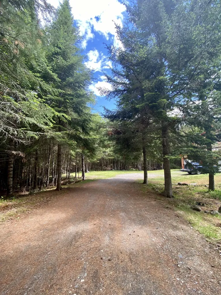25 Coveside Road Beaver Cove ME 04441