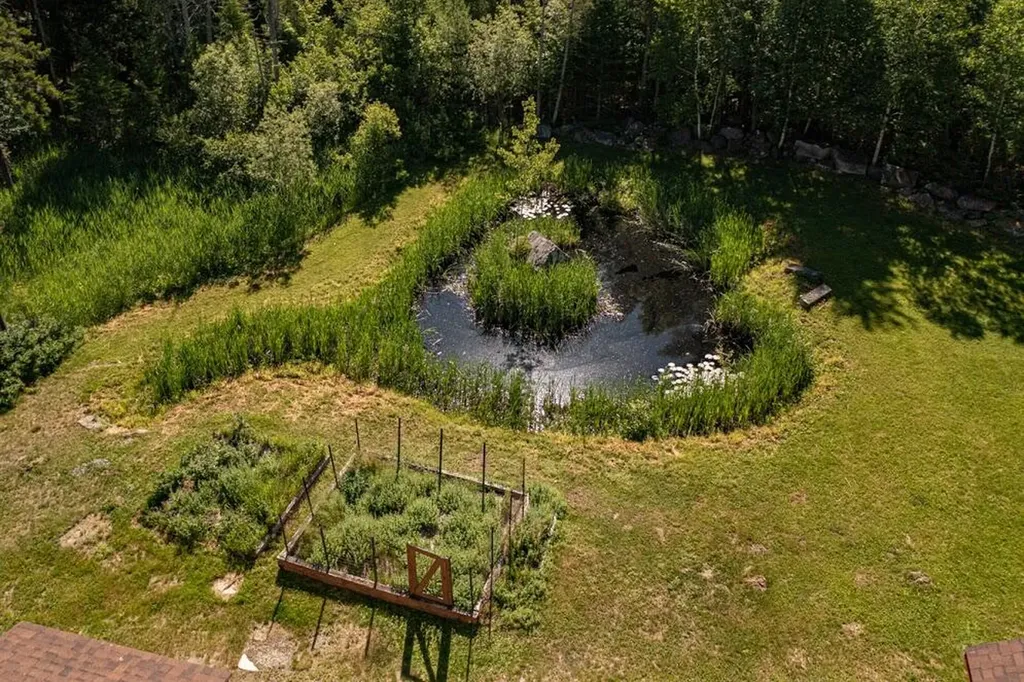 25 Coveside Road Beaver Cove ME 04441