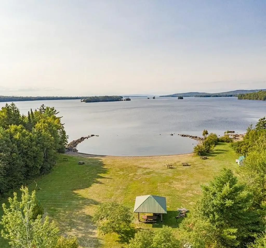 25 Coveside Road Beaver Cove ME 04441