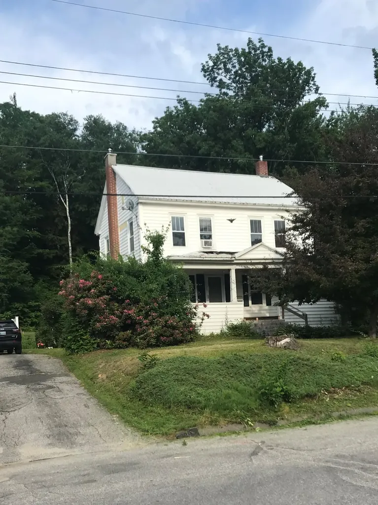 527 Penobscot Street Rumford ME 04276