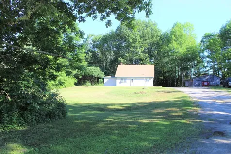 1087 Hallowell Litchfield Road West Gardiner ME 04345