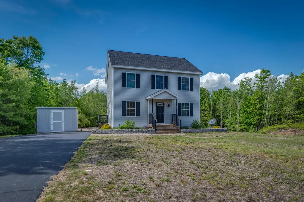 33 Moose Lane Lebanon ME 04027