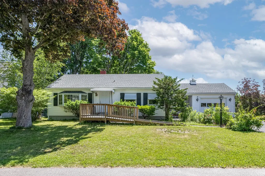 49 Malilly Road Portland ME 04103